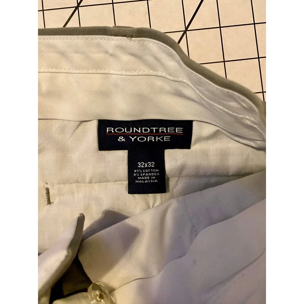 Men's sz 32x32 Roundtree &Yourke slacks.